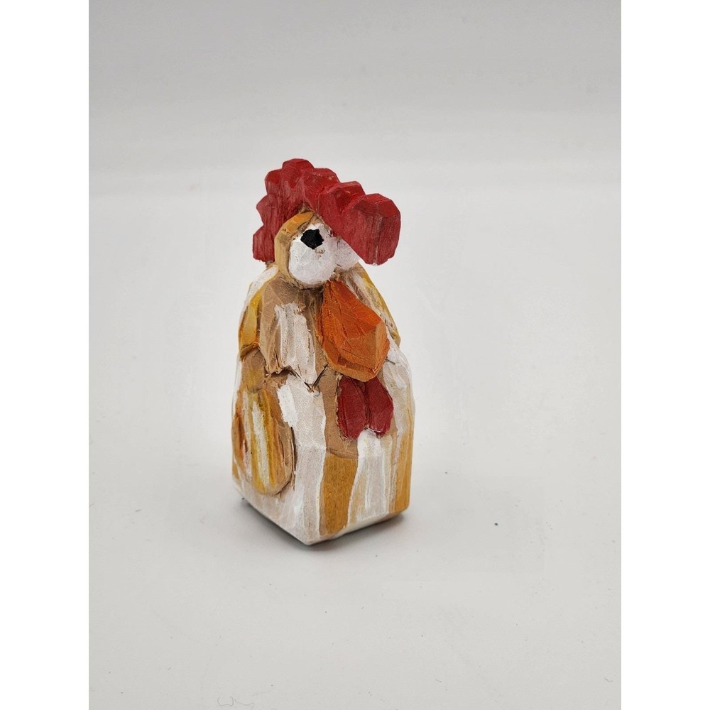 Hand‎ Carved And Painted Chicken/Hen